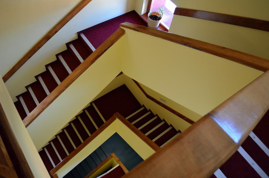 Hotel Rusu Petroşani Εξωτερικό φωτογραφία